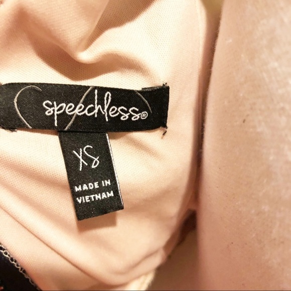 Speechless laced crochet black dress size XS or - Picture 5 of 7